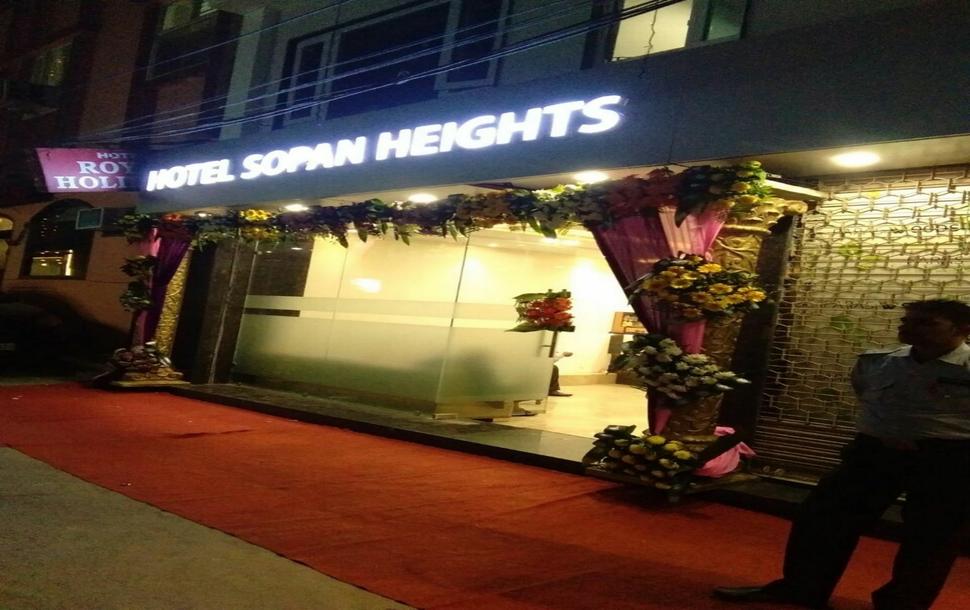 Hotel Sopan Heights Új-Delhi Kültér fotó